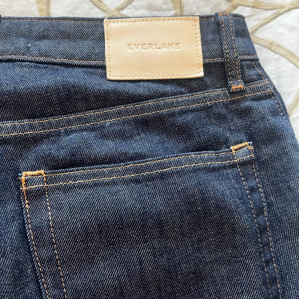 Everlane dark denim jeans size 28 in excellent condition!